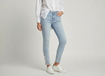 plisowane spodnie reserved: Jeans for women, size S