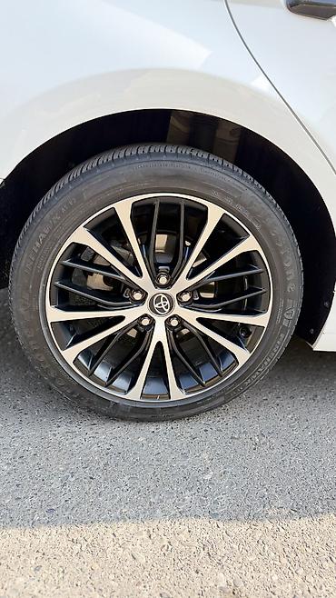 естима гибрид: Toyota Camry: 2019 г., 2.5 л, Автомат, Бензин, Седан — 10