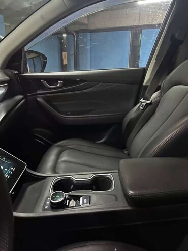 Weltmeister: Weltmeister W6, 2021 г., 80000 км, Передний, В наличии — 9