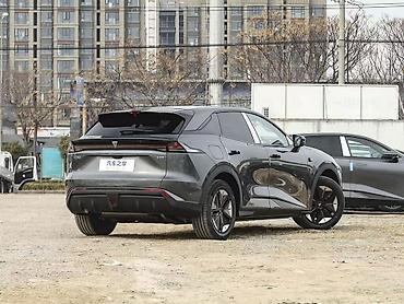 depal s07: Changan : 2025 г., 1.5 л, Автомат, Гибрид, Кроссовер — 4