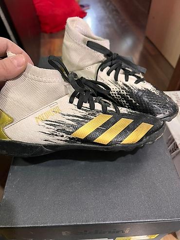 коллекционные карточки: Детские футбольные бутсы adidas Predator (арт. FW9220) оригинал,Б/У — 1