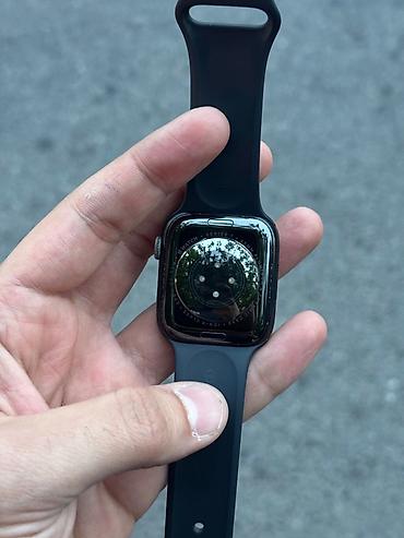 apple whatch 7: Apple Watch Series 7 (GPS) – Qara - Korpus: Alüminium, parlaq qara — 3