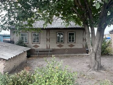 дом на ошском рынке: Дом, 65 м², 4 комнаты, Собственник, Старый ремонт