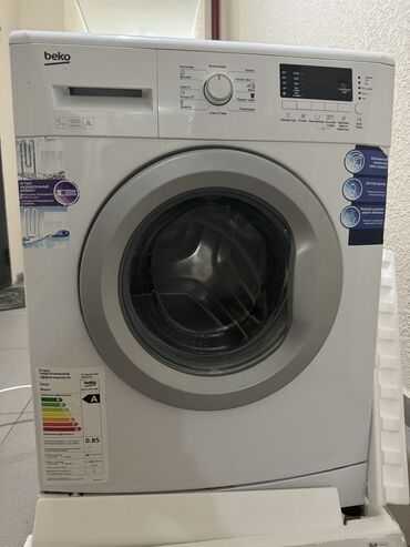 срочно срочно продаю машину: Стиральная машина Beko, Б/у, Автомат, До 5 кг, Компактная