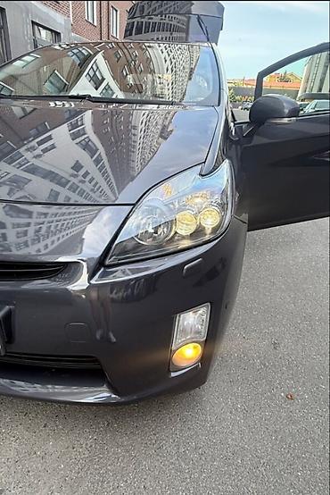 газел продажа: Toyota Prius C: 2012 г. — 4