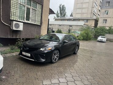 Toyota: Toyota Camry: 2018 г., 2.5 л, Вариатор, Гибрид, Седан