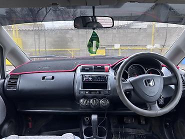 Honda: Honda Fit: 2001 г., 1.3 л, Вариатор, Бензин, Хэтчбэк — 14