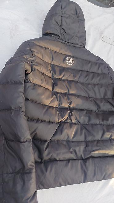 Куртки: Продаю мужскую пуховую зимнюю куртку, в отличном состоянии, размер — 12