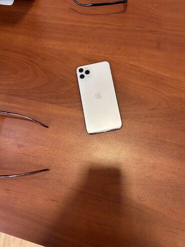 iphone 5 ekran: IPhone 11, < 16 GB, Gümüşü, Face ID