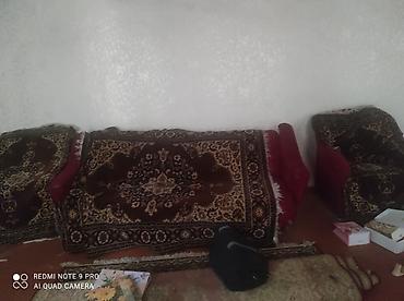 salon divanlari: Klassik üslubda 3 hissəli yumşaq mebel dəsti: - 1 ədəd 3 nəfərlik — 1