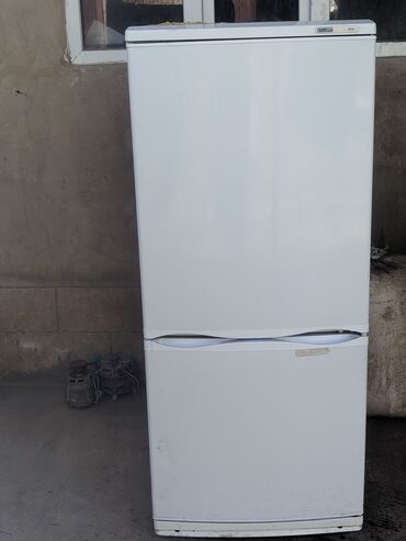 Холодильник Atlant, Б/у, Двухкамерный, 150 *