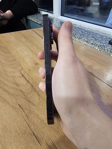 Apple iPhone: IPhone 14 Pro, Б/у, 256 ГБ, Deep Purple, Чехол, 76 % — 3