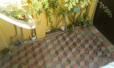 Həyət evləri və villaların satışı: Binəqədi qəs. 3 otaqlı, 83 kv. m, Yeni təmirli — 5