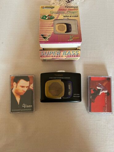 фотоаппарат canon ixus 145: MP3 player satılır.Kaset ilə oxunur.Qutusu var.Səliqəli qalıbdır.Real