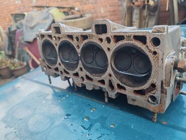 Auto delovi: Glava motor Lada Samara, Kalina 8 ventila br.2. Polovno, ocuvano — 12