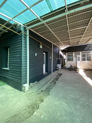 Продажа коттеджей и домов: 🏡 Үй сатылат! 📍 Дарек: Ош шаары горбаНя кичи району. Ул Узгенская 📏 — 1