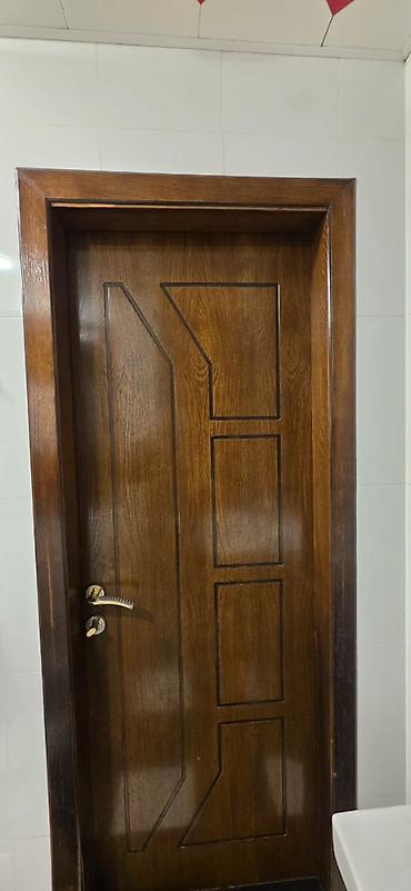 Digər mebel: 5 ədəd qapı heç bir cızığı yoxdu. Yenisi alındığı üçün satılır. 3 ədəd — 1