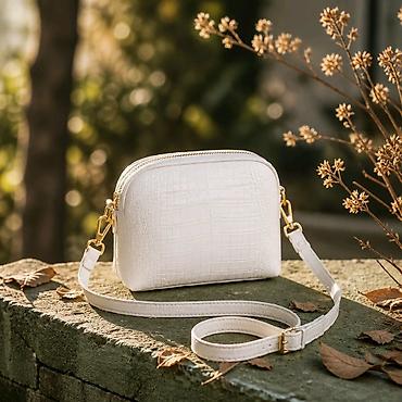 sinsey torbe: Ženska crossbody torba – bele boje, kroko teksture - Materijal — 3