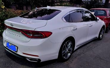 Hyundai Grandeur: 2017 г., Седан