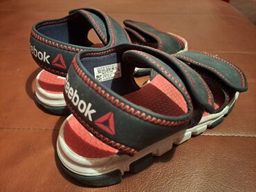 crne mokasine: Sandals, Reebok, Size - 29
