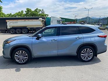 маш: Toyota Highlander: 2020 г., 2.5 л, Автомат, Гибрид, Кроссовер — 2