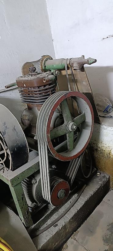 пескоструя: Компрессор, ресивер, также в продаже имеются трансформаторы Эл моторы — 3