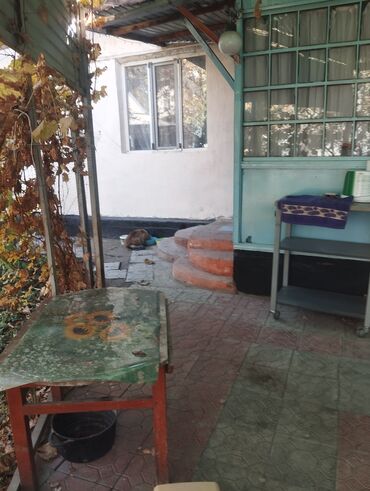 Продажа домов: Дом, 657 м², 3 комнаты, Собственник, Старый ремонт at lalafo.kg — 4 Продажа домов: Дом, 657 м², 3 комнаты, Собственник, Старый ремонт — 4