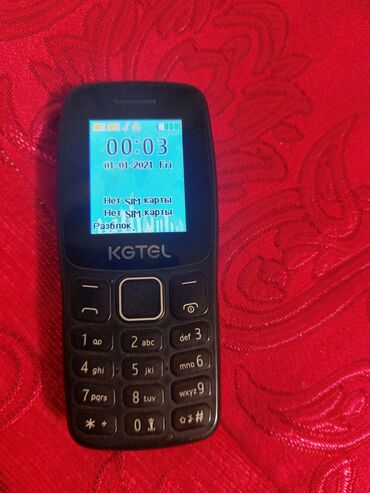 kreditle telefon: Telefon yaxşı işləyir heç bir problemi yoxdur.2 nömrəli sadə