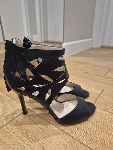Sandale: Nine West crne sandale na štiklu - Dizajn: elegantne sandale sa — 1