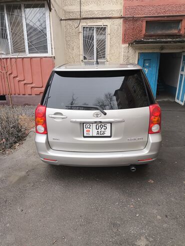 Toyota: Toyota Raum: 2004 г. — 5