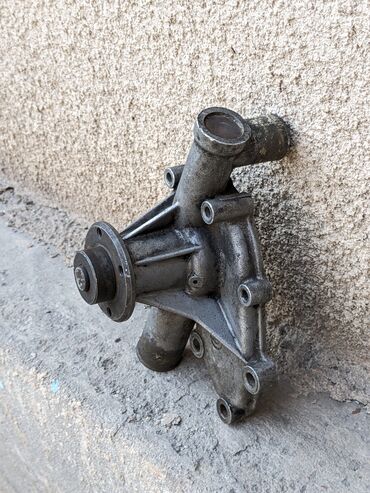 Помпы: Помпа BMW 1976 г., Б/у, Оригинал — 6