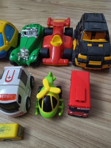 Oyuncaqlar: 37 ədəd maşın içində bahalı maşın çoxtu — 20