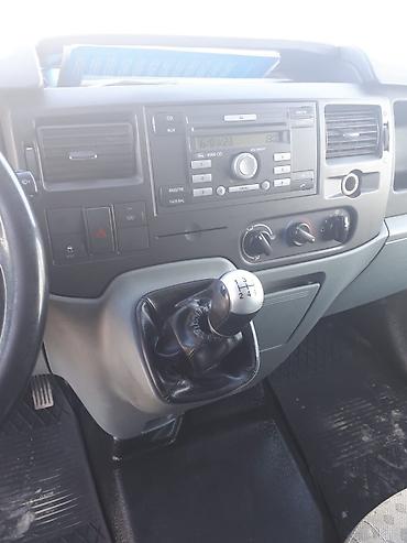 Yük maşınları: Ford Transit yük furgonu - Korpus: qapalı panel furgon, ikitaylı arxa — 23