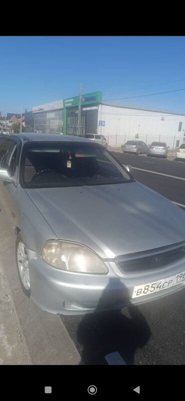 Honda: Honda : 2000 г., 1.8 л, Бензин