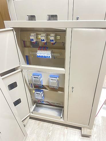 Электрические щиты: Электрический щит, Металлические, CHINT, Трехфазные — 12