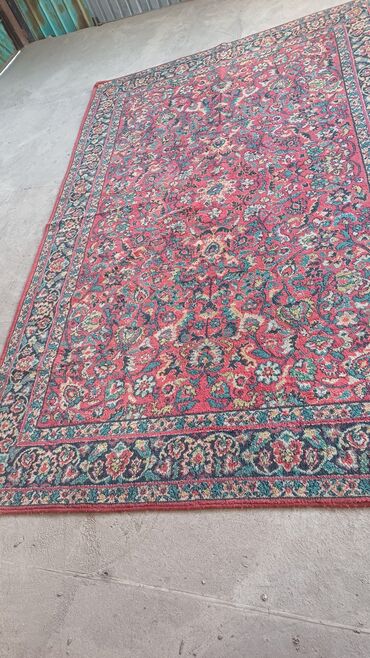 искусственные цветы дордой: Ковер Б/у