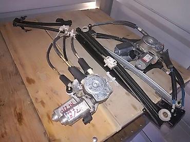 sidro za čamac: Alfa 147 podizac stakla prednji levi-komad. Alfa 147 podizac stakla — 1
