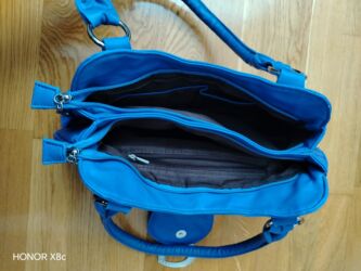 Torbe: Torba je ocuvana, ima mala ostecenja slika broj 9 i 10 — 2