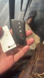 Ключи: Ключ Toyota at lalafo.kg — 12 Ключи: Ключ Toyota — 12