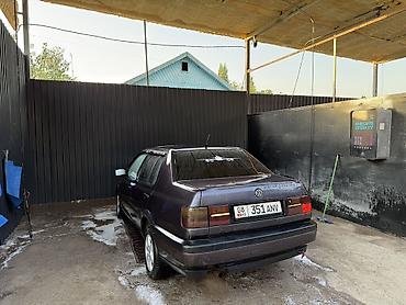 Транспорт: Volkswagen Vento: 1992 г., 1.8 л, Механика, Бензин, Седан — 5