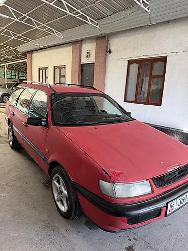 Volkswagen Passat: 1994 г., 2 л, Механика, Бензин, Универсал — 6