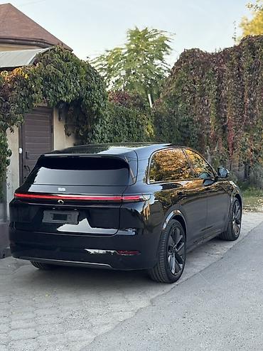 byd leopard: Lixiang L7: 2024 г., 1.5 л, Автомат, Электромобиль, Кроссовер — 3