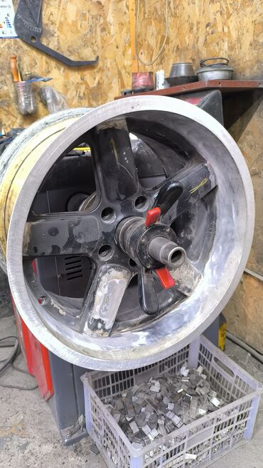 Шиномонтаж: Профессиональный ремонт литых( титановых алюминиевыхкованых — 2