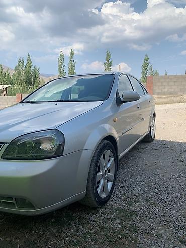 с номерами: Daewoo Lacetti: 2004 г., 1.6 л, Автомат, Бензин, Седан — 5