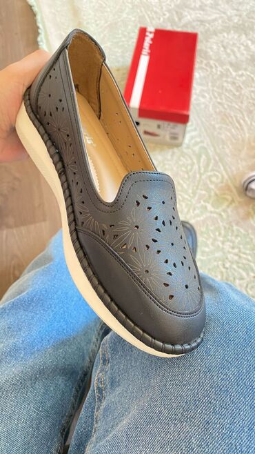 eqa shoes ecemi unvan: Baletkalar, FLO, Ölçü: 37, rəng - Göy, Yeni