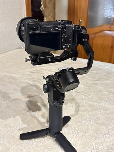 video kamera canon: DJI Ronin RS3 Mini stabilizator - Kompakt və yüngül 3 oxlu gimball — 2