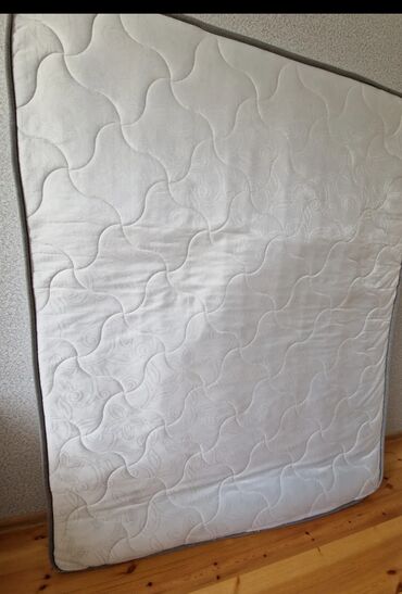 ucuz matraslar: Sadə matras
