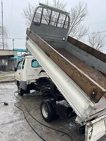 Другие детали салона: Hyundai — портер 1) Состояние хорошая 2001 года Объем 2,5 дизель — 5