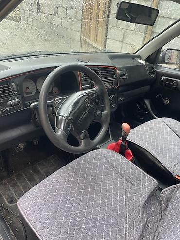 volkswagen golf v: Volkswagen ID.3: 1997 г., Механика, Бензин, Хэтчбэк — 4
