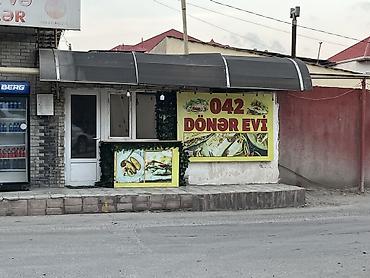 pub da is elanlari: Mektebin yaninda ber ber ve makteb levazimatlari ve doner xana ucun — 1